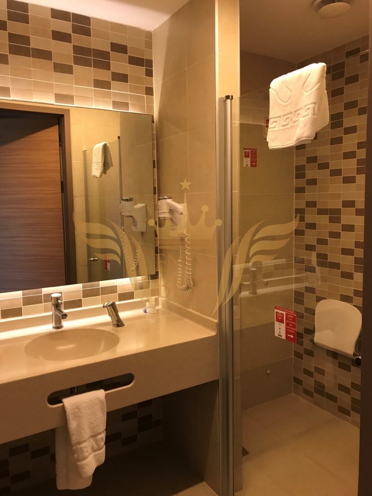  Hastane, Banyo,