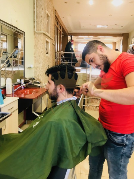  İç Mekan, Erkek Kuaförü