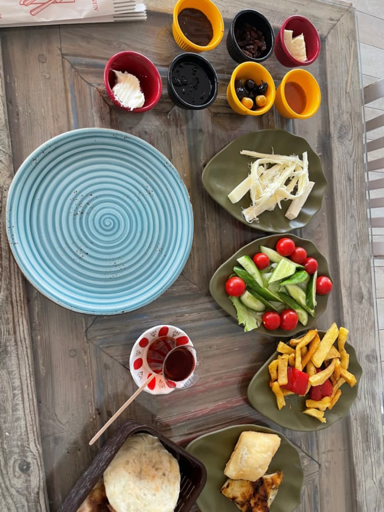 Limon Cafe Restaurant