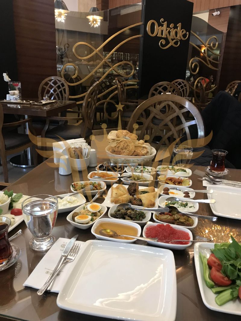  İç Mekan, Kahvaltı,
